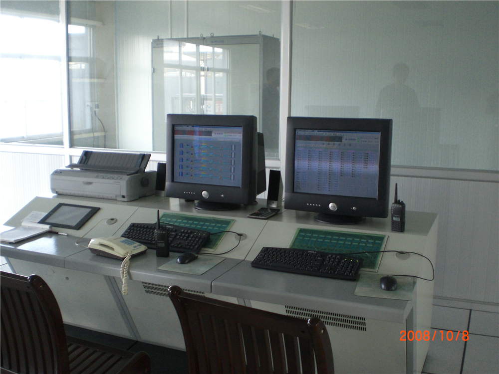 脈沖機(jī)柜實(shí)拍